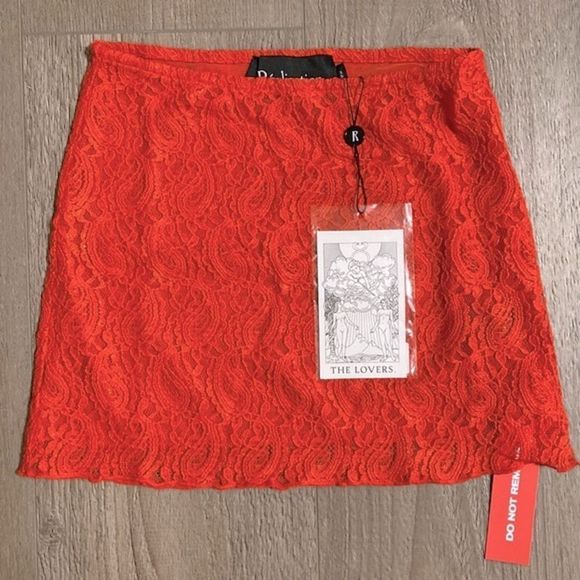 Realization Par The Lola Red Lace Low Rise Mini Skirt in Valentine - Picture 1 of 6